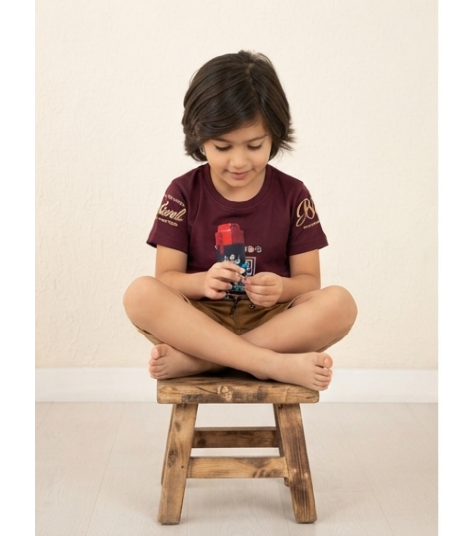 Maroon "Banlends" Graphic Print T-Shirt