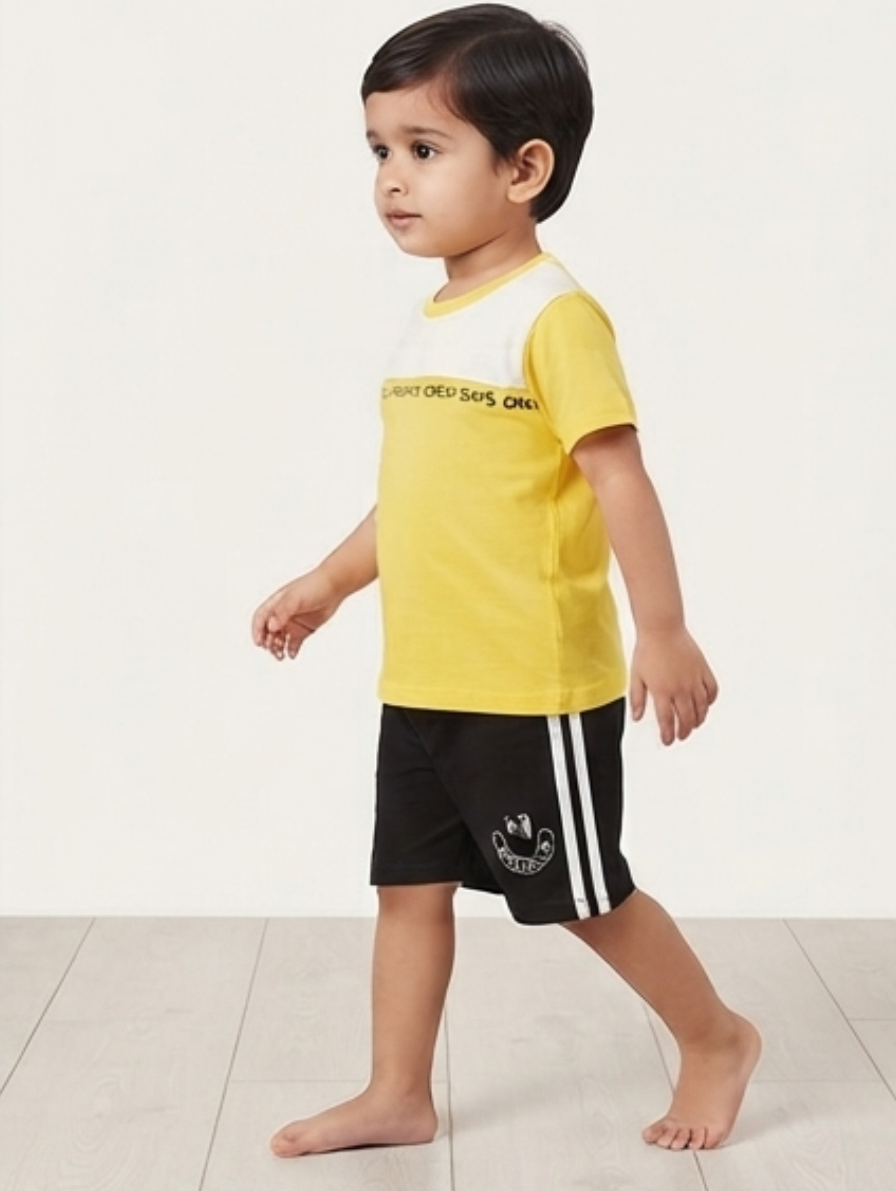 Yellow & White Color-Block T-Shirt & Shorts Set